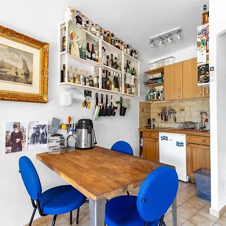 Superbe T2 Avec Jardin, Clim A 600m De La Apartamento *